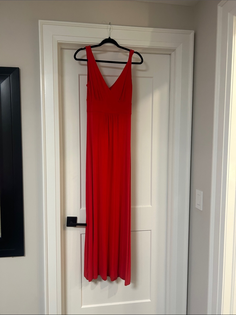 Red V-Neck Maxi Dress - Elegant Women's Evening Gown